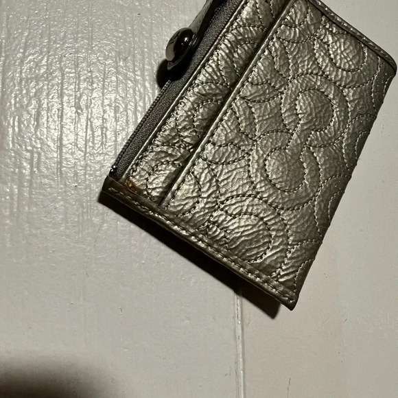 Metallic Coach Small Key Chain Wallet Silver - Picture 4 of 7